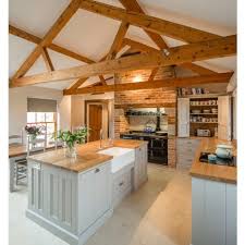Montre En Bois Haut De Gamme In 2020 Farm Style Kitchen Farmhouse Kitchen Design Farmhouse Style Kitchen