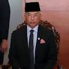 Agong pertama letak jawatan dalam sejarah. Https Encrypted Tbn0 Gstatic Com Images Q Tbn And9gcrvqhxqu4hhvz1ecoug0e5bhlyalvs5ylvzbclm5v7btoc4qmek Usqp Cau