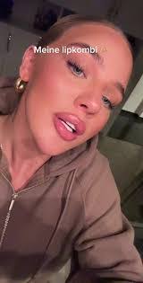 Tina Lipscomb's Instagram, Twitter & Facebook