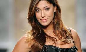 BELEN RODRIGUEZ/ News: l'entusiasmo per Masha e Orso (oggi, 4 agosto 2015)