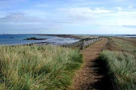 Le Sillon De Talbert Presqu Ile De Lezardrieux Tourisme Bretagne Bretagne Turismo Paseos