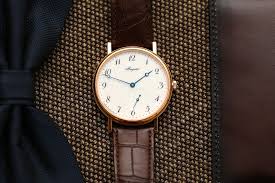 Quiet Luxury Watches: A Guide to Achieving Understated Style - Swisswatches  Magazine