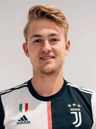 Der 19 jahre alte abwehrspieler absolvierte am mittwoch bei italiens rekordmeister den obligatorischen medizincheck, wie juventus auf twitter mitteilte. Matthijs De Ligt Height Weight Size Body Measurements Biography Wiki Age