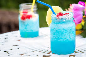 Cocktail Blue Lagoon Au Thermomix Recette Recettes De Boissons Cocktail Lagon Bleu Recette Cocktail