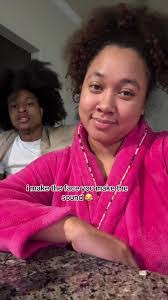 Evelyn Chua's Instagram, Twitter & Facebook