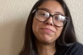 Danielle Collard's Instagram, Twitter & Facebook