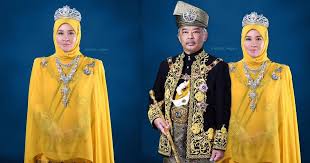 Daulat tuanku 30 julai 2019 cuti umum sra bandar seri putra facebook. Tuanku Sangat Cantik Netizen Puji Penampilan Raja Permaisuri Agong Menggayakan Persalinan Rasmi Kuning Di Raja Hijabista