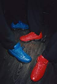 Let's take a look at the arguably overpriced nike air max 95 luxe, the latest nike sneaker to get the 'preme treatment. Supreme X Nike Air Max 95 Luxe Resale Pricing Info