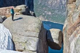 Ärzte haben die ursache für den zusammenbruch. Kjeragbolten Wanderung Mit Adrenalinkick