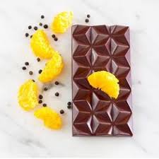 Valrhona La Tablette Chocolat Manjari 64 Mandarine Et Poivre Noir Organic Wine Pastry Desserts Sparkling Wine