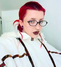 Bald eyes tbh, thankful for the people I have around me, hope your  wintertime is warm and full of love ❤️