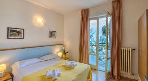 Up to the charming center of limone sul garda it is about 600 meters so it is easily reached by a lovely walk on foot. Hotel Silvana Garni Limone Sul Garda Ab 78 Agoda Com