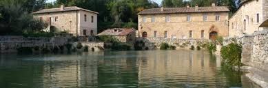 Le antiche terme situate nelle vicinanze della statale per roma, a soli 4 km da san quirico d'orcia a bagno vignoni troverete sicuramente la possibilità di trascorrere un piacevole soggiorno in agriturismo e potrete rilassarvi e ricaricarvi nei. The 10 Best Hotels Places To Stay In Bagno Vignoni Italy Bagno Vignoni Hotels