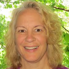 Marla Briggs's Instagram, Twitter & Facebook