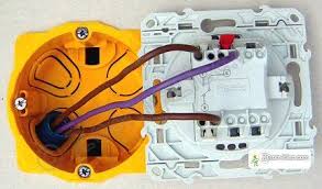 Epingle Par Olivier Prigent Sur Electricite En 2020 Avec Images Interrupteur Simple Interrupteurs Branchement Electrique