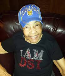 Willa Jones Turner, also known as Soror Grannie, was initiated through  Alpha Mu chapter in 1944. She served as chapter president of Queens Alumnae  from 1973-1976. From 1987-2015 she served Wilson Alumnae