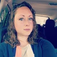 Amy Gregoire's Instagram, Twitter & Facebook