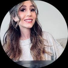 Holly Partin's Instagram, Twitter & Facebook