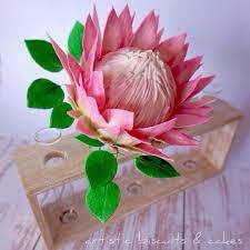 Made From Gumpaste I Tried To Recreate The Magnificent King Protea The National Flower Of South Africa Paper Flowers Gum Paste Flowers Paper Flower Crafts