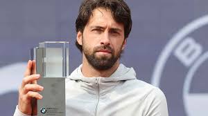 При этом в третьем сете двукратный чемпион вел 5:0 и трижды. Nikoloz Basilashvili Overview Atp Tour Tennis