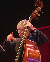 Alyn Shipton: “I am now playing as I want to play. As a contemporary  player, while being true to the spirit of the oldest jazz” | by Fundación  Juan March | Medium