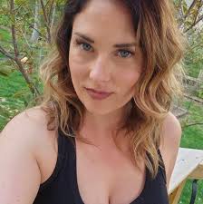 Meet the incredible Dr. Samantha Neanover, an inspiration to all! Her years  of dedication and hard work have led her to this moment. Our family is  beaming with pride and excitement as