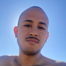 Cole Bowen's Instagram, Twitter & Facebook