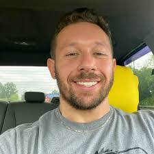 Mathew Drew's Instagram, Twitter & Facebook