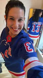 Just got this beauty in the mail! Stitched well, best $31 spend 😍