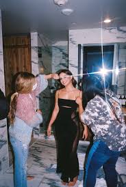 Addison rae email address information may 03, 2020 · addison rae is a 19 years old tiktok star living in lafayette, la. Inside Addison Rae S Chic Night Out At The Billboard Music Awards Vogue