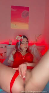 AMIZINHA - Video e foto porno - EroMe