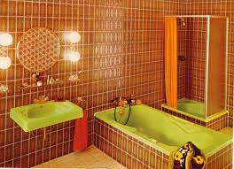 Im Farbrausch Bader Der 70er Jahre Badezimmer Einrichtung Badezimmer Aufbewahrung Vintage Badezimmer