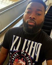 Isaiah Starks's Instagram, Twitter & Facebook