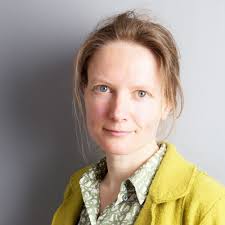 Chloe Starr's Instagram, Twitter & Facebook