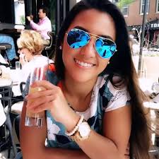 Honey come and join me drink juice 🥰❤️❤️