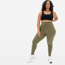 Don't know about you, but we're feeling a real connection here. 13 Best Plus Size Yoga Pants 2021
