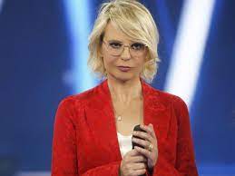 Maria De Filippi Una E Trina Per Adattarsi Ai Nuovi Assetti Della Tv Corriere It