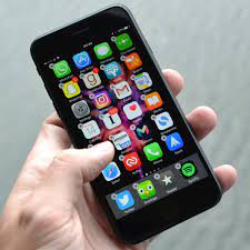 If you want to move the application's icon to a new page, then continue dragging the icon to the side of the screen until the next page appears. Life Hack How To Best Arrange Your Iphone Apps One Icon At A Time Apps The Guardian