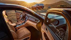 Jeep trackhawk interior for all discussion regarding the interior of the jeep trackhawk, including interior accessories. Jeep Grand Cherokee L Trackhawk So Konnte Das Siebensitzer Suv Mit 720 Ps Aussehen