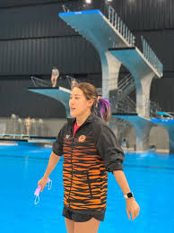 And bernama radio broadcasting locally on fm93.9 in klang valley, johor (fm107.5), kota kinabalu (fm107.9) and kuching (fm100.9). Ng Yan Yee å´ä¸½é¢ Facebook