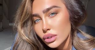 Lauren goodger shows off 10lb weight loss in cinching waist trainer. Lauren Goodger Thought She Was Going To Die When Her Baby Stopped Moving Todayuknews