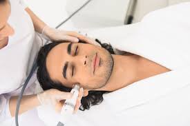 نتیجه تصویری برای لیزر درمانی برای حذف مو های زائد افراد دو جنسیتی