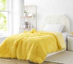 Our comforter size chart and buying guide will take the guesswork out of selecting the perfect bedding. Cute Yellow Twin Extra Long Bedding Essentials Faux Feather Bedding Twin Xl Comforter