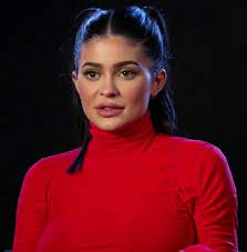 Jenner grew up in the spotlight among her famous siblings in the reality series, keeping up with the kardashians. Kylie Jenner Wikipedia