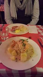 Choucroute De Saumon Et Choucroute Alsacienne Photo De Aux Armes De Strasbourg Tripadvisor