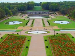 Jardin Du Chateau De Vaux Le Vicomte Beautiful Gardens Landscaping Inspiration Chateau France