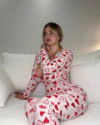 Chat with Anastasia Kvitko | cute dominant