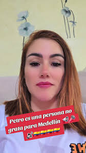 Jana Escobar La Q Le Hizo El Rap A Petro