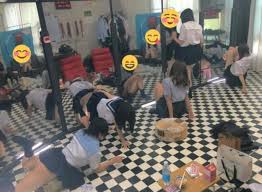 画像】JKリフレの店内、エッチすぎるｗｗｗ : 5chえちえち