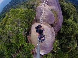 Had a light breakfast before we start our ascend. Bukit Kutu Kuala Kubu Bharu Oct 2016 Youtube